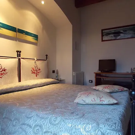 Le Ginestre Bed & Breakfast *